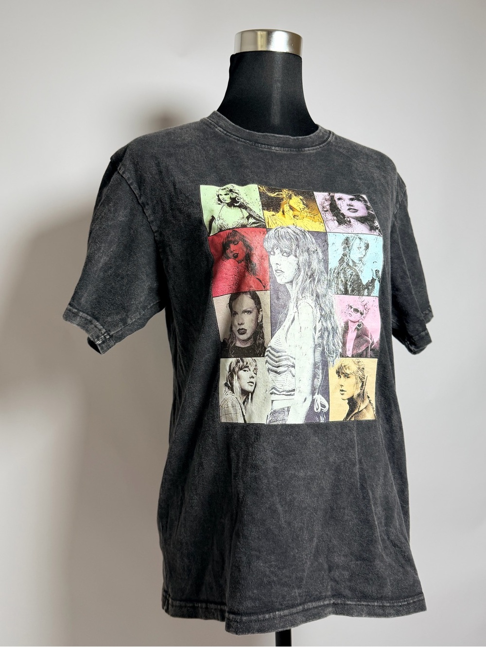 Taylor Swift Eras Tour 2023 Mineral Wash Graphic Concert T-Shirt Medium
